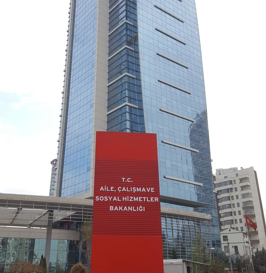 aile çalışma ve sosyal hizmetler uzman yardımcılığı maaşı 2023 ne kadar? 1 aile