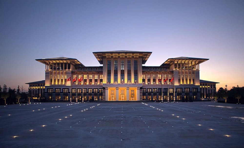 cumhurbaşkanlığı i̇letişim uzman yardımcılığı alım i̇lanı 2021 1 kulliye