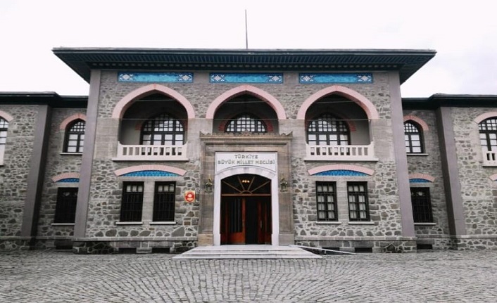 ankara nüfusu 2021'de ne kadar olmuştur? ankara i̇lçeleri nüfusu 2 kurtuluy savayy muzesi 1. tbmm