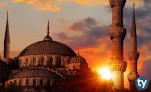 Arefe Günü Nedir? Arefe Günü Ne Zaman? Arefe Gününde Neler Yapılmalıdır?