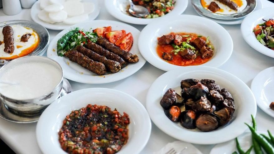 hastaneler, aile hekimleri, bankalar, kargo şirketleri, ptt, noterler bayramda açık mı? 1 bayram sofrasi