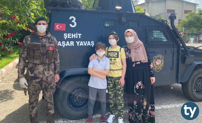 Özel Harekat Polisleri Şehit Oğlu Miraç'ı Yalnız Bırakmadı